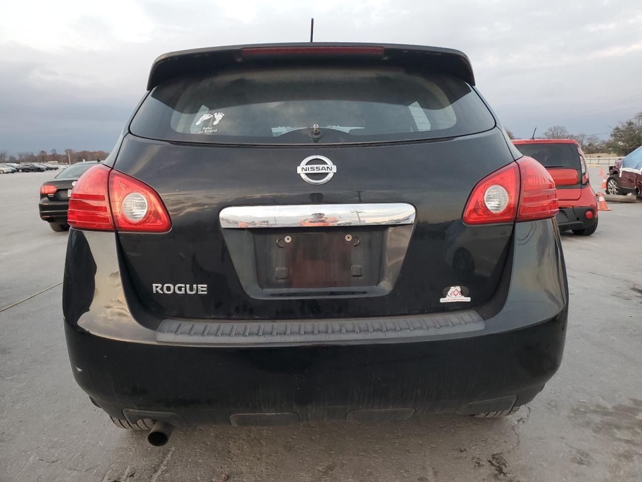 2011 Nissan Rogue s