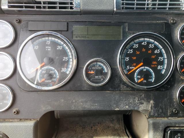 2017 Freigliner 2017 Freightliner Cascadia 125 Semi Truck