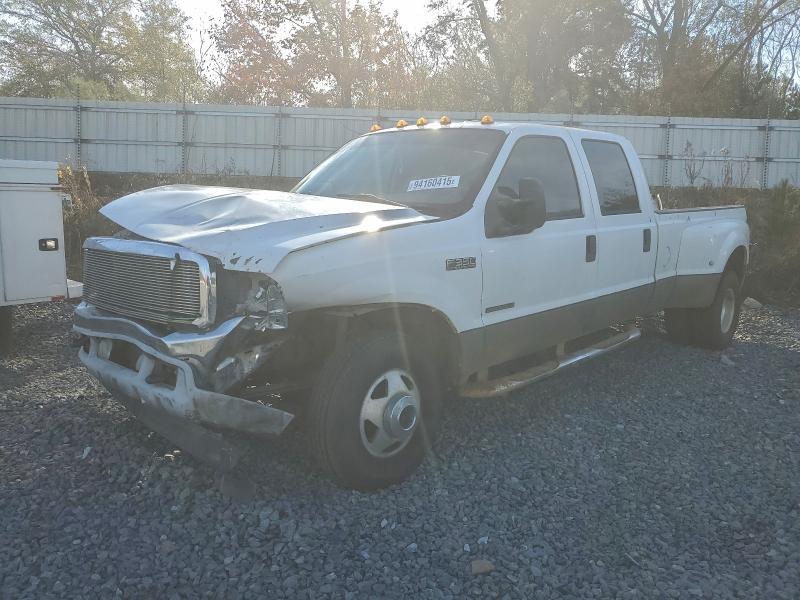 2002 Ford Super Duty F-350 W/D