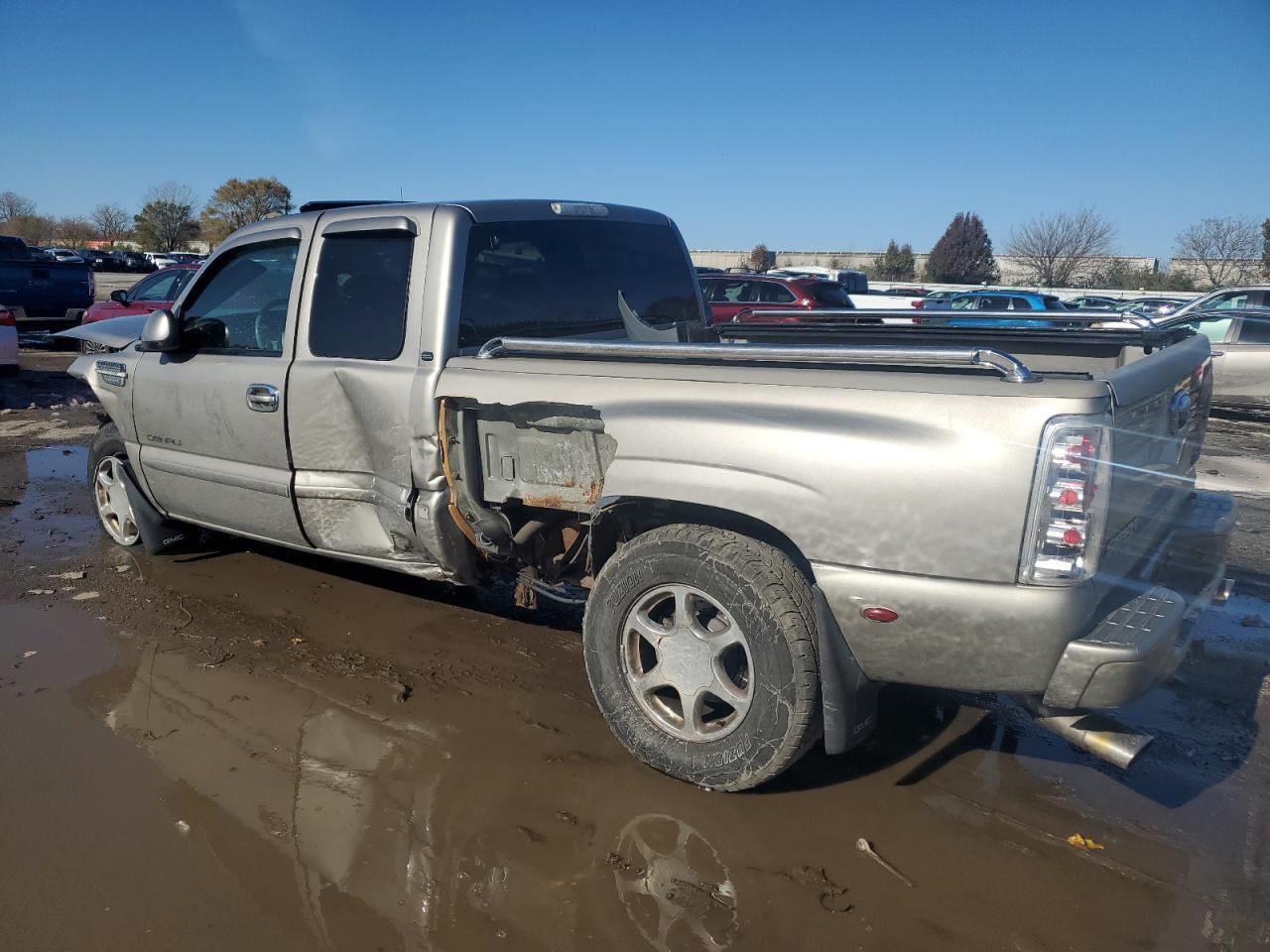 2002 GMC Sierra K1500 Denali