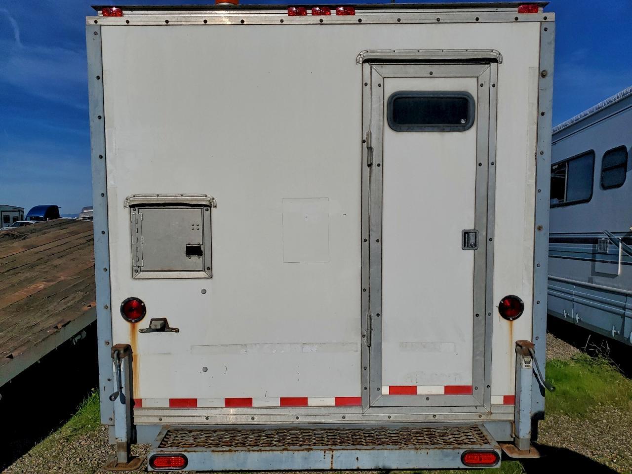 1998 B&W Custom Fiber Optic Splicing Trailer