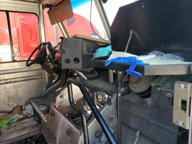 2012 Workhorse Custom Chassis 2012 Workhorse W62 Delivery Truck