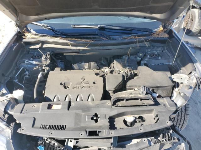 2020 Mitsubishi Outlander se