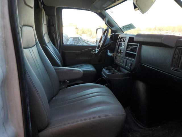 2020 Chev Rolet Express G4500 BOX Truck