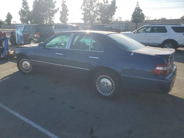 2000 Infiniti Q45 Base