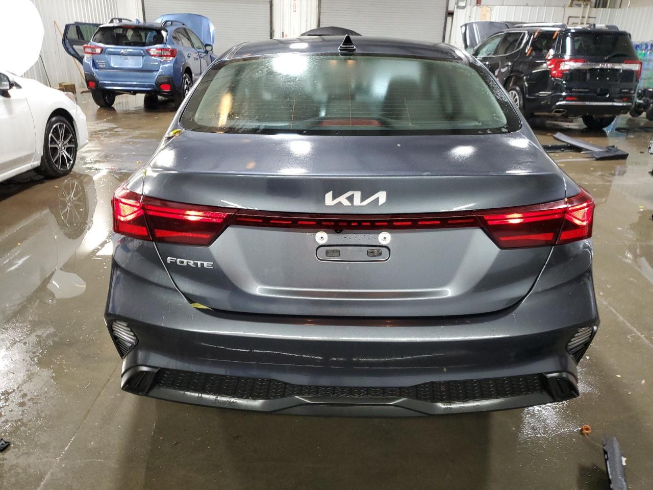 2023 KIA Forte lx