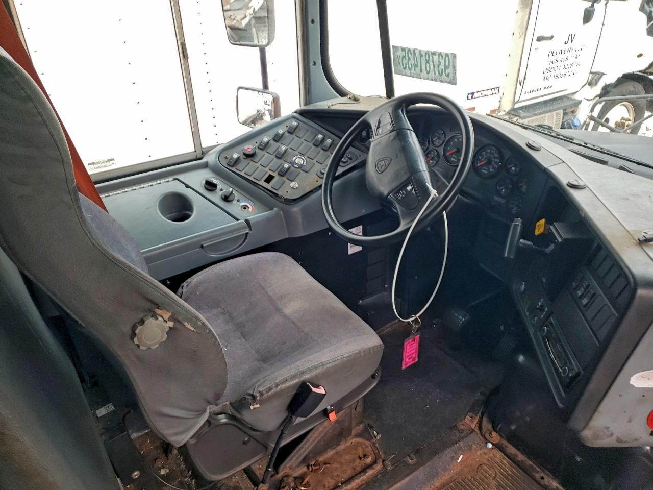 2014 Icrp 2014 IC Bus PB105 School Bus