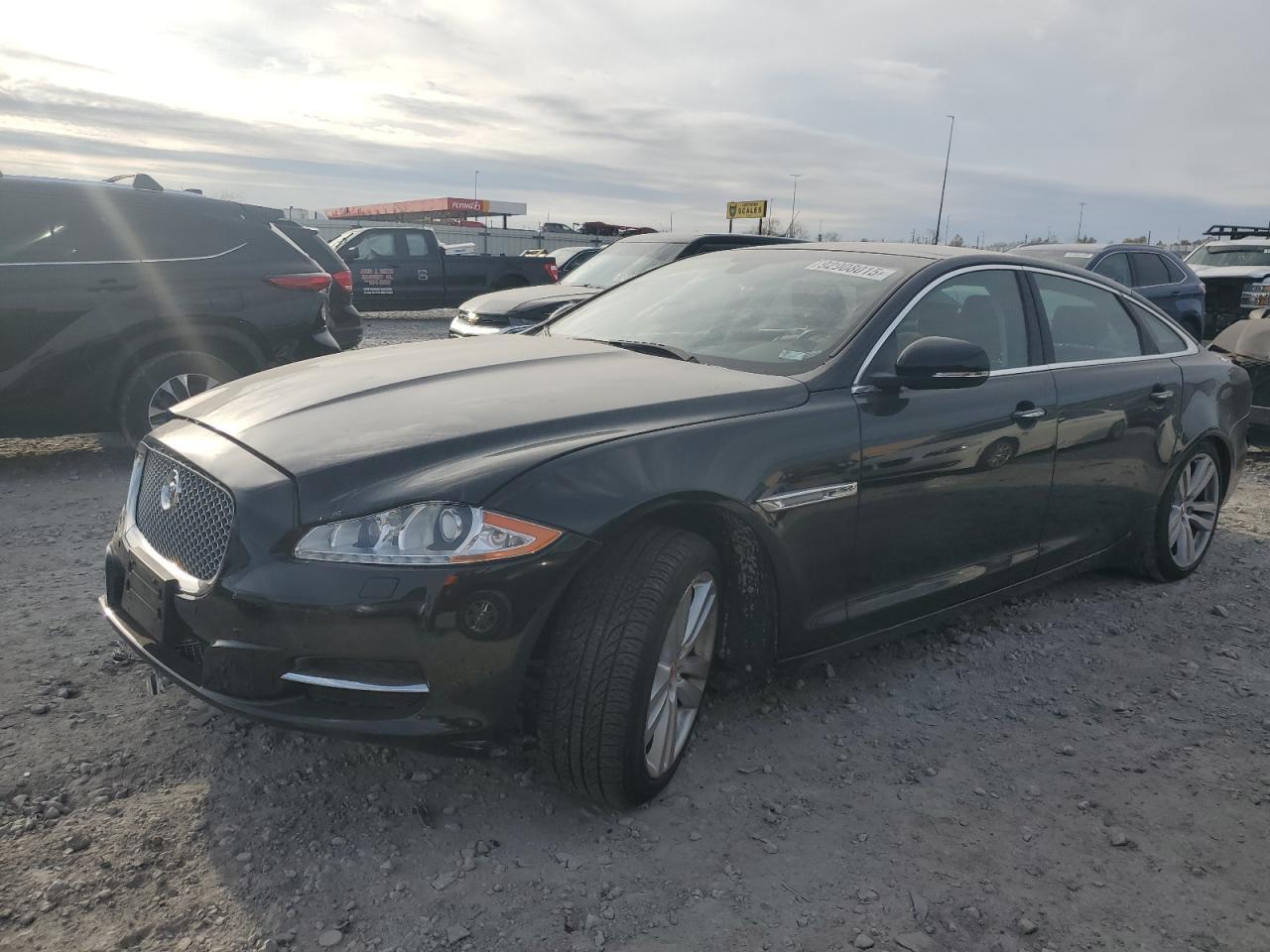 2014 Jaguar Xjl Portfolio