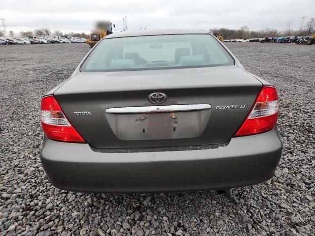 2002 Toyota Camry le