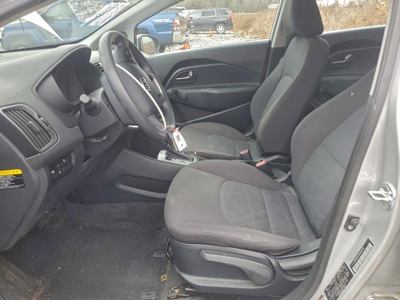 2016 KIA Rio lx