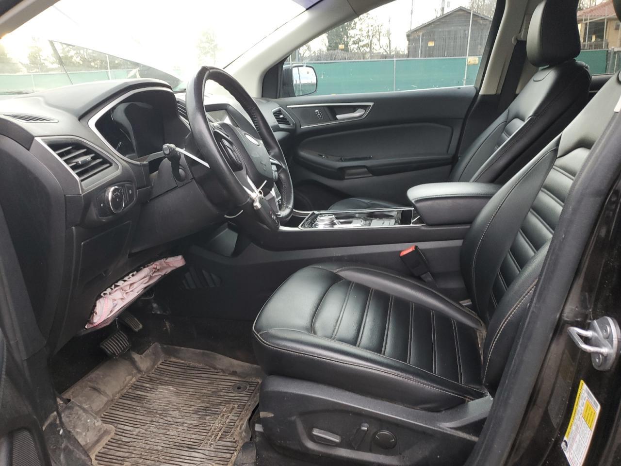 2020 Ford Edge sel
