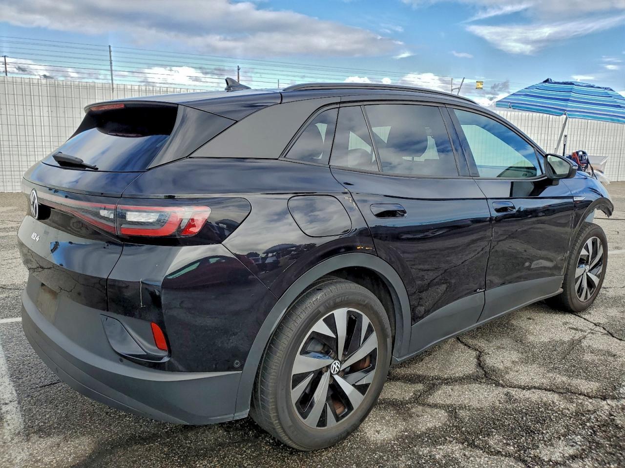 2023 Volkswagen Id.4 pro