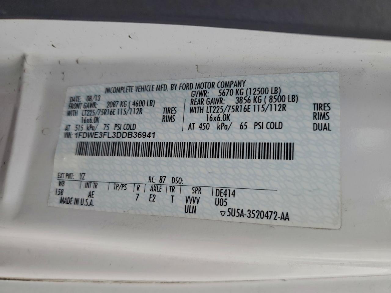 2013 Ford E350 BOX Truck