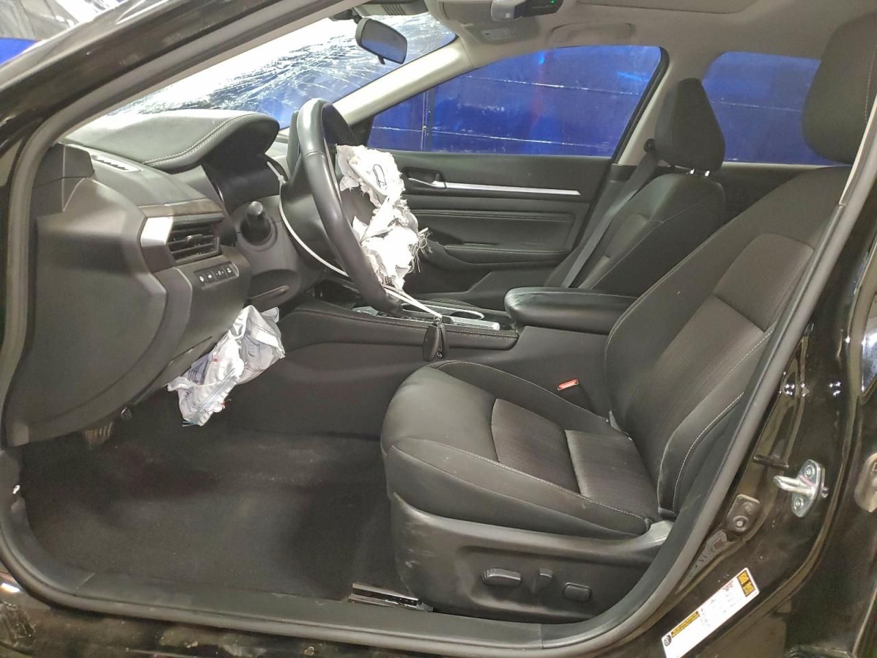 2023 Nissan Altima sv