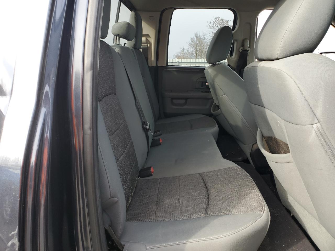 2014 Dodge RAM 1500 SLT