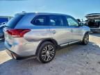 2017 Mitsubishi Outlander es