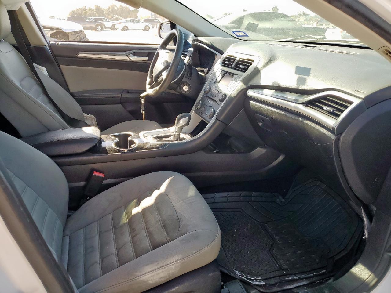 2015 Ford Fusion s