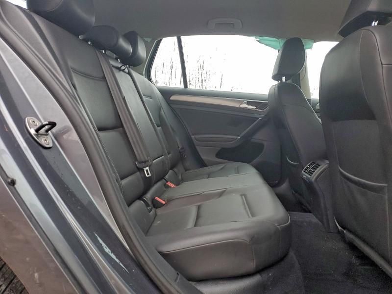 2015 Volkswagen Golf