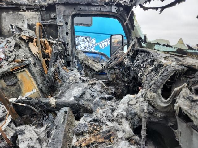 2019 Kenworth T680 Semi Truck