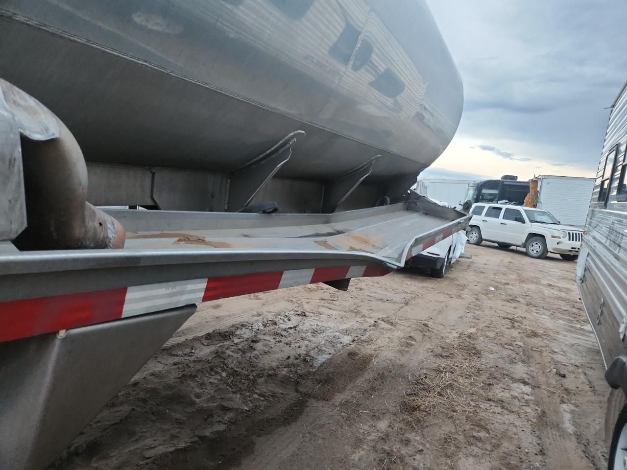 2023 Heil Tank Trailer