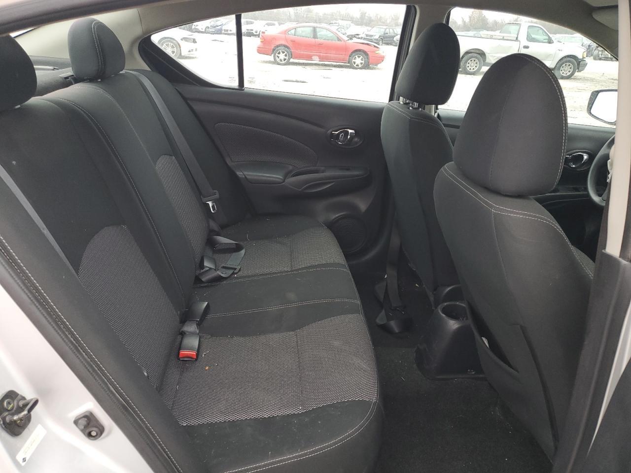 2019 Nissan Versa s