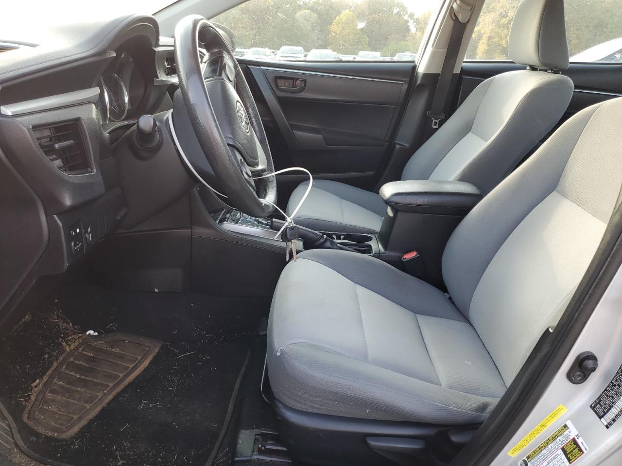 2015 Toyota Corolla l