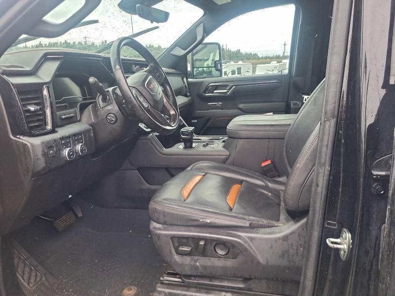 2023 GMC Sierra K1500 AT4