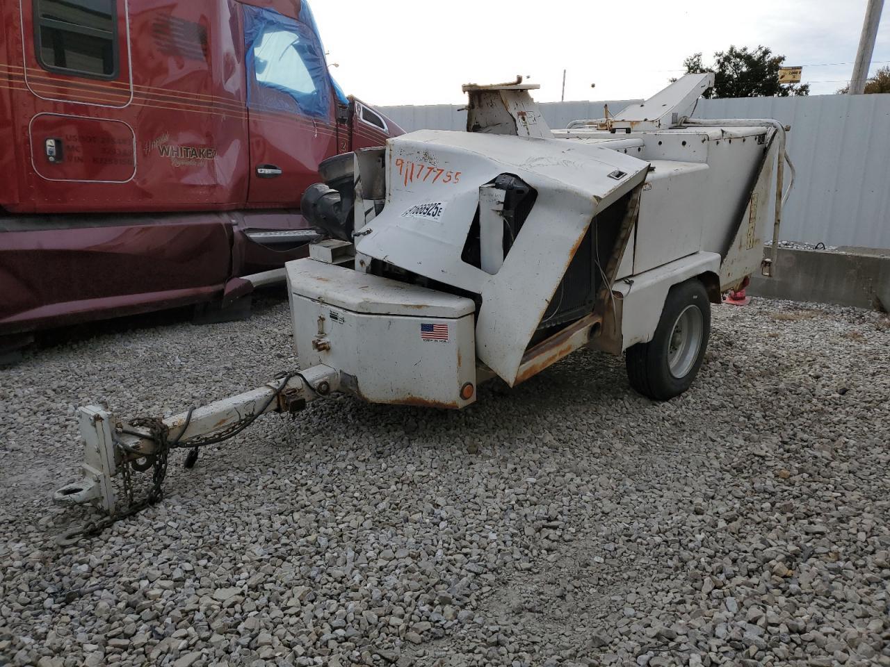 2001 Vermeer Wood Chipper