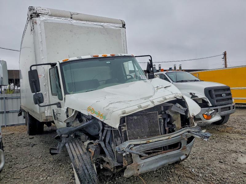 2018 International 4300 BOX Truck