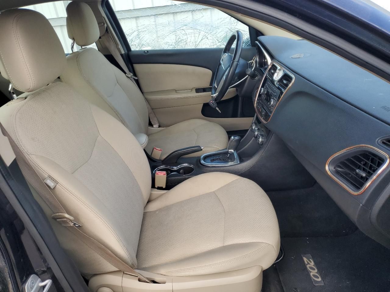 2012 Chrysler 200 Touring