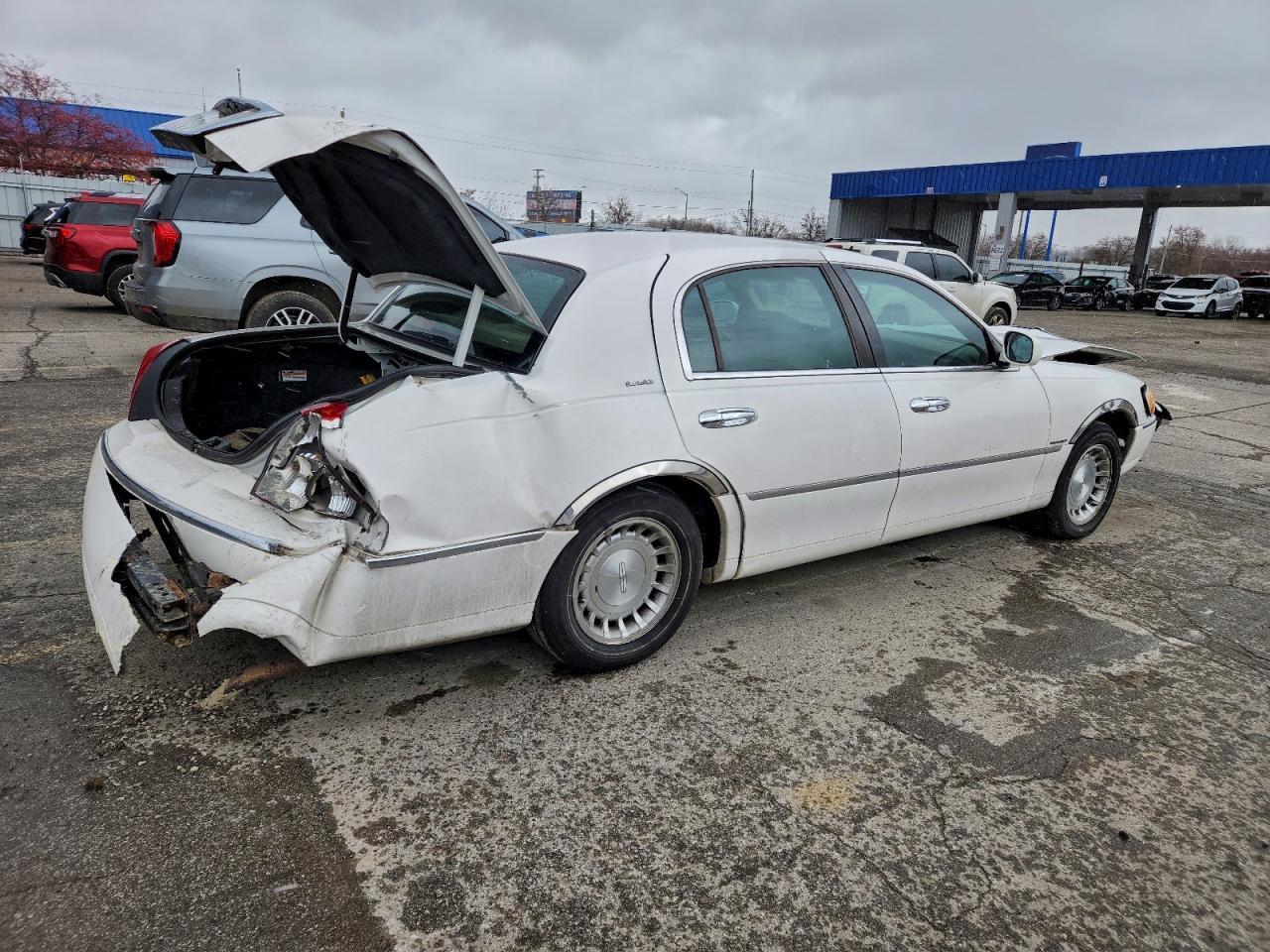 2000 Lincoln Town car Executive