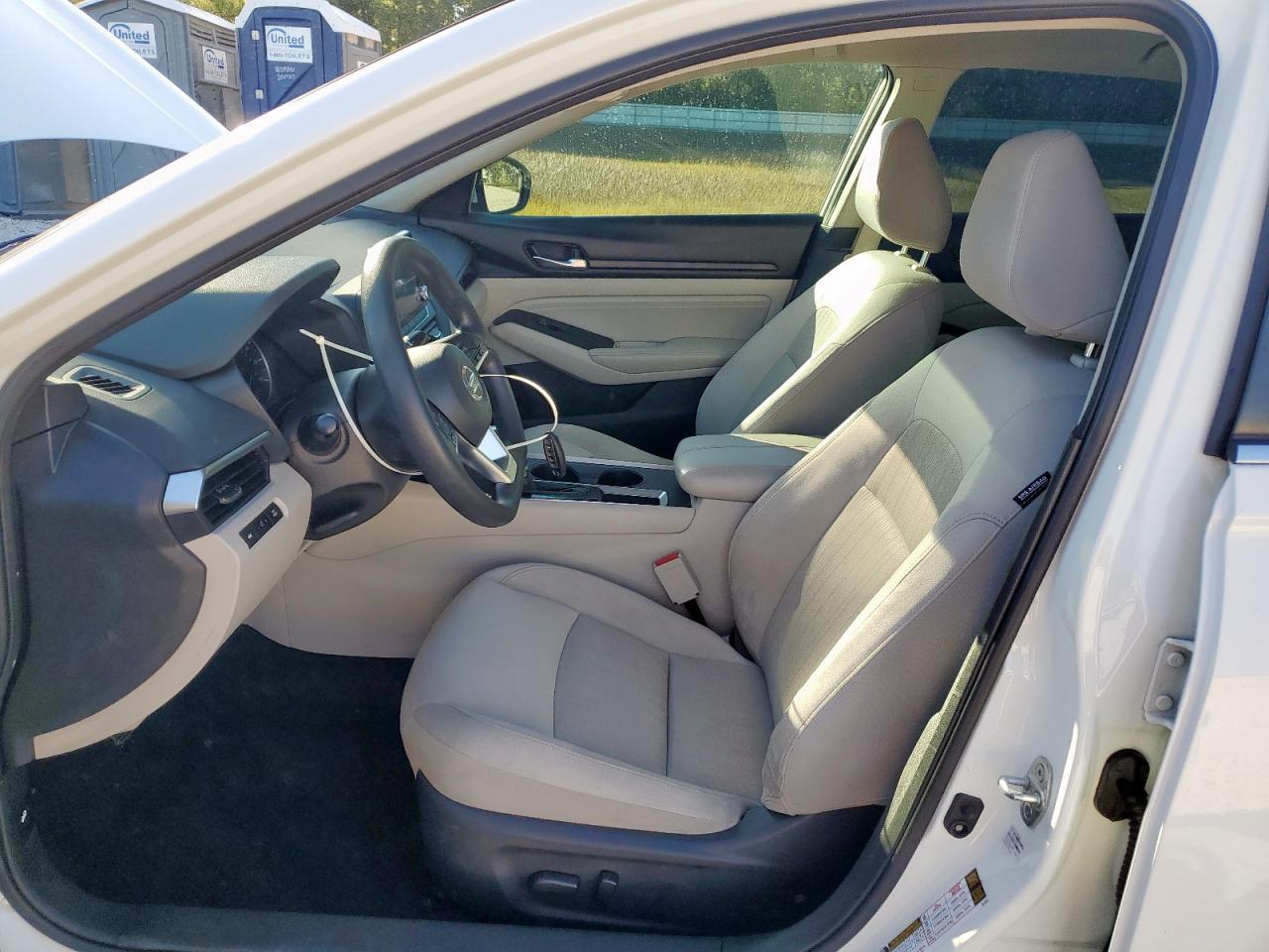 2019 Nissan Altima s