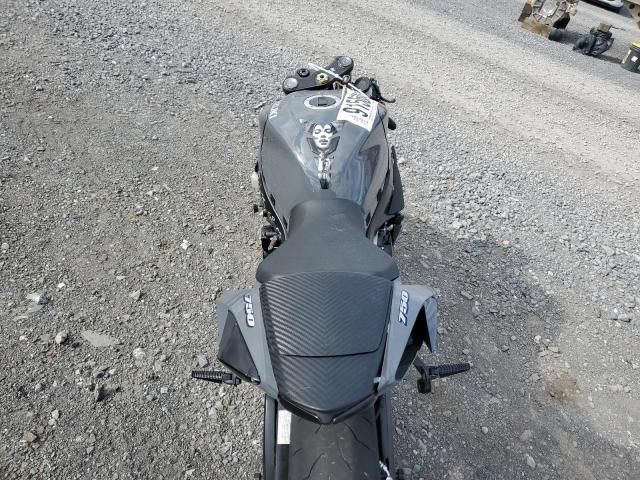 2025 Suzuki GSX-R750