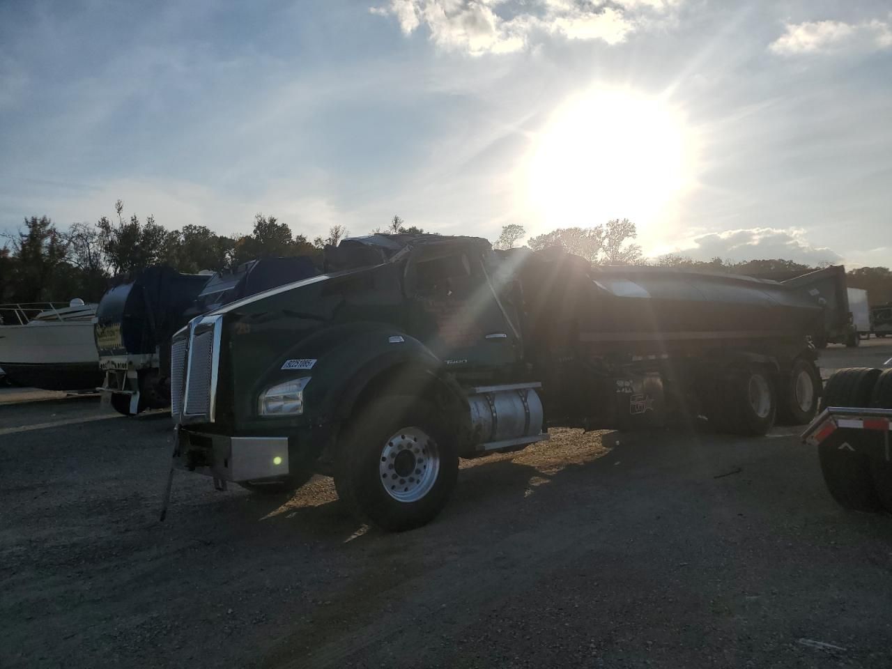 2020 Kenworth T880 Dump Truck