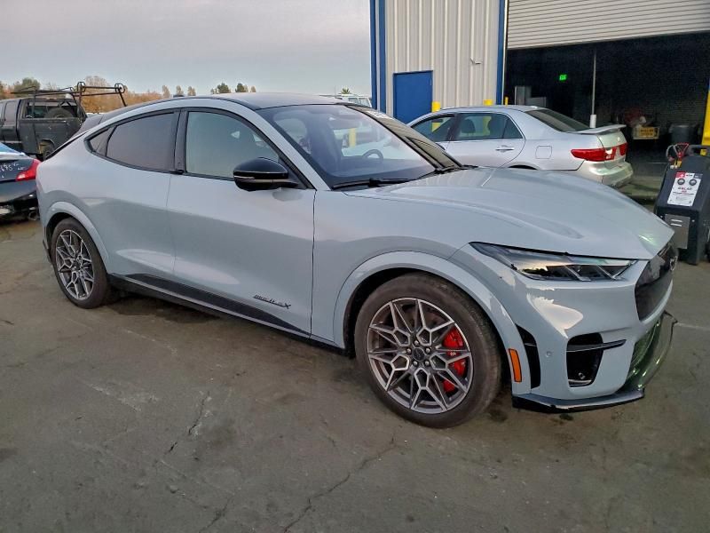 2024 Ford Mustang Mach-e gt