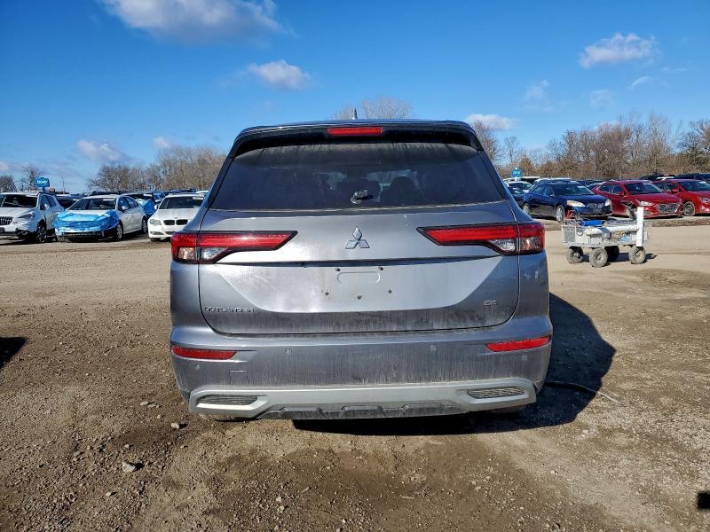 2022 Mitsubishi Outlander se