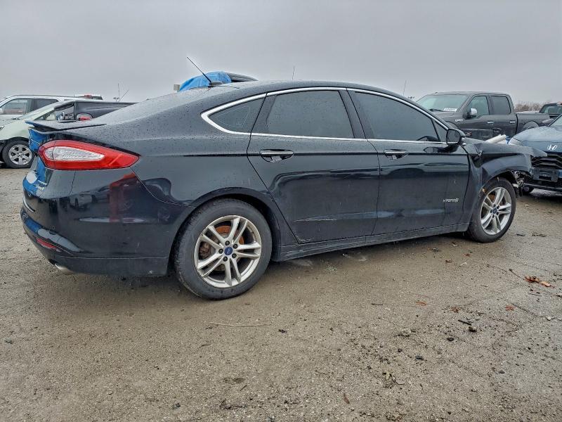 2016 Ford Fusion Titanium hev