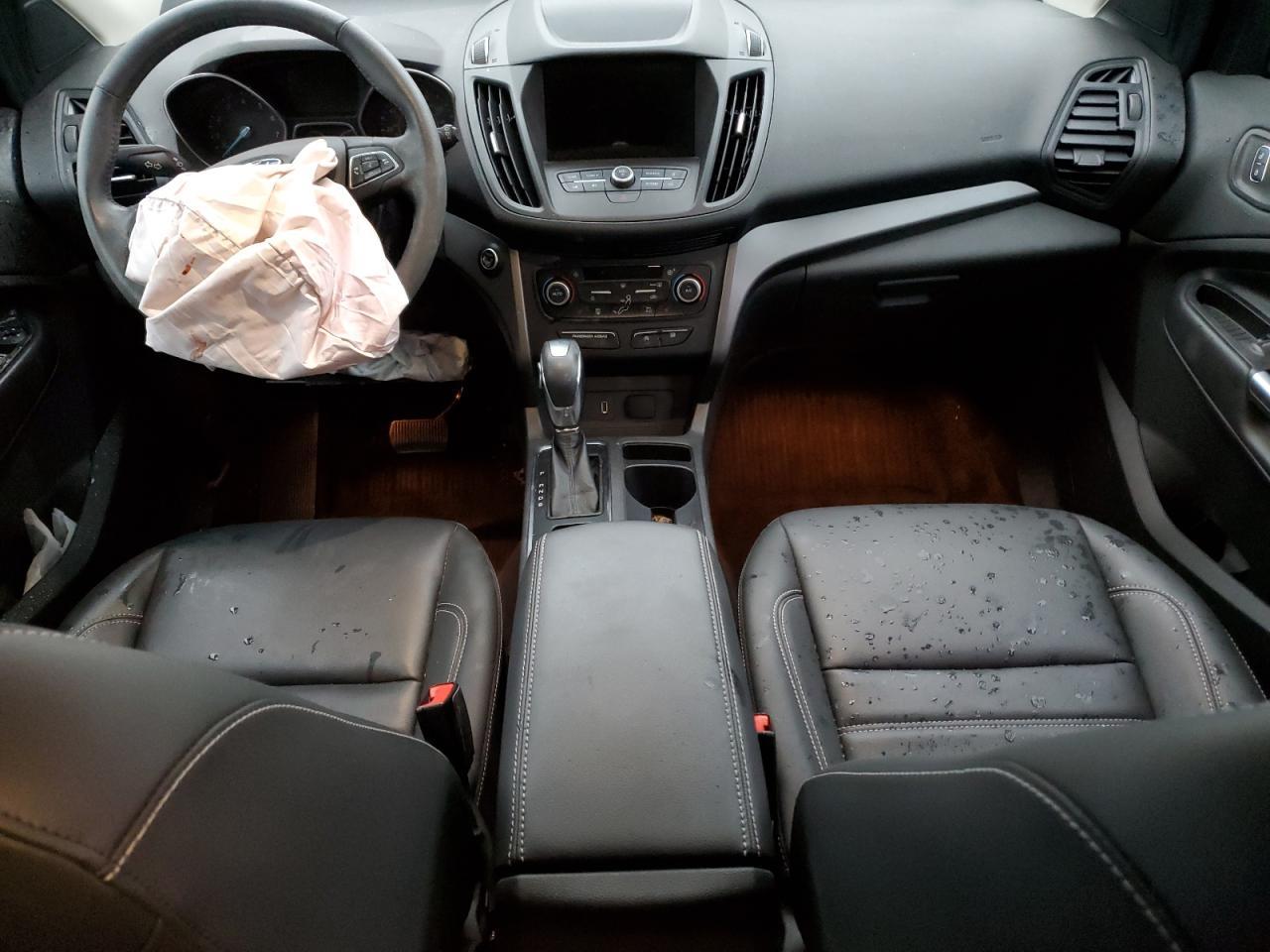 2019 Ford Escape sel