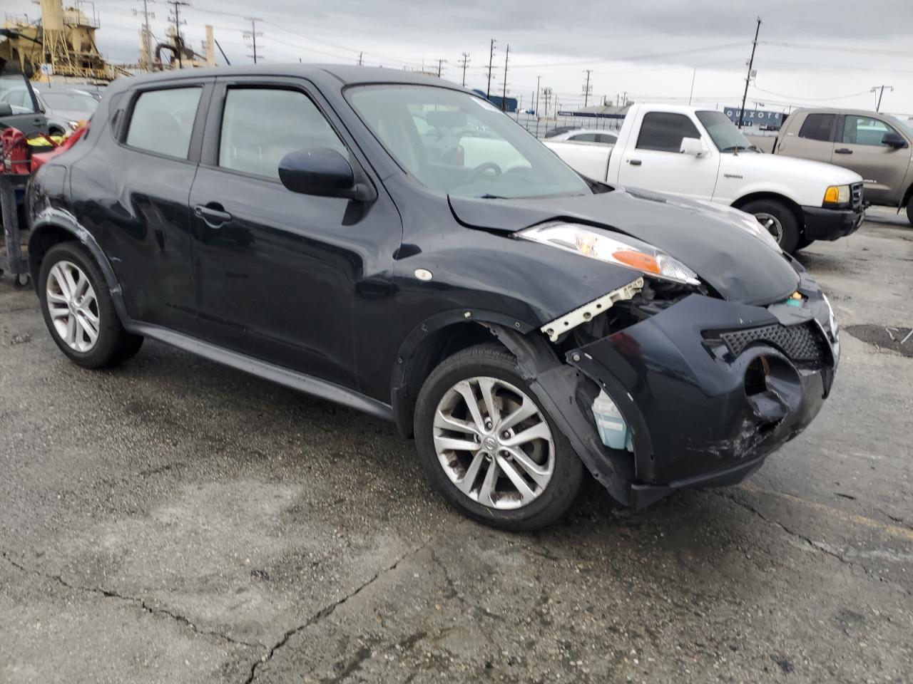 2013 Nissan Juke s