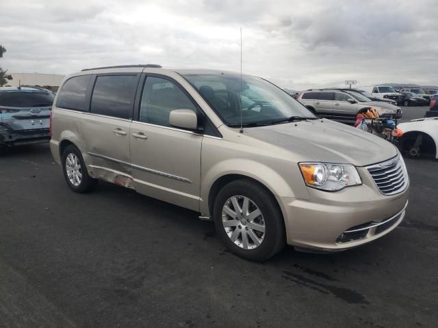 2013 Chrysler Town & Country Touring