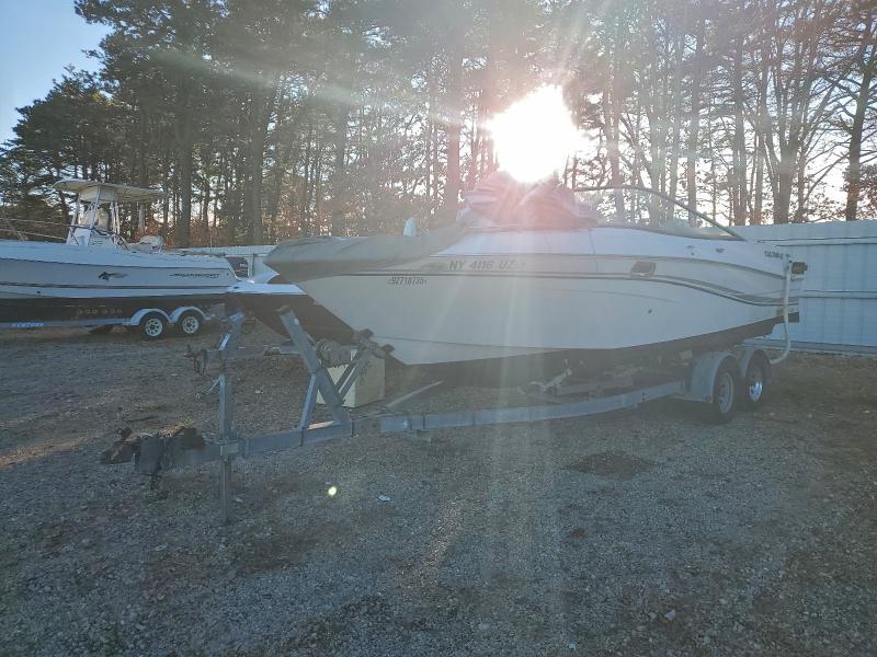 2002 Four Winds Boat