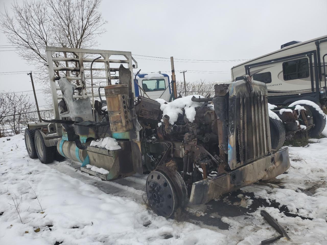 2020 Kenworth Construction W900