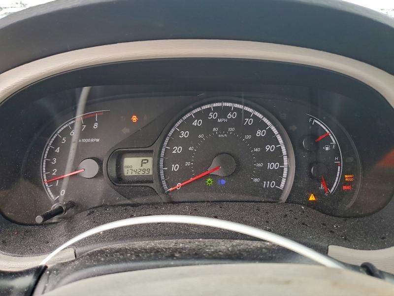 2013 Toyota Sienna le