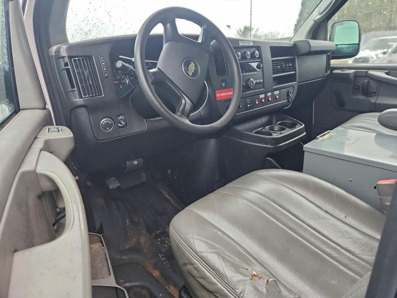 2013 Chevrolet Express G2500