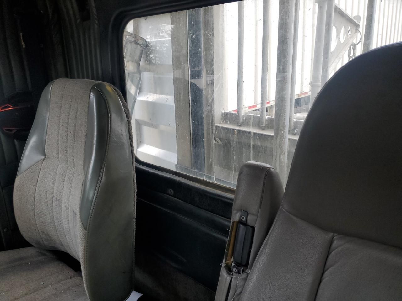 1997 Kenworth W900 Semi Truck