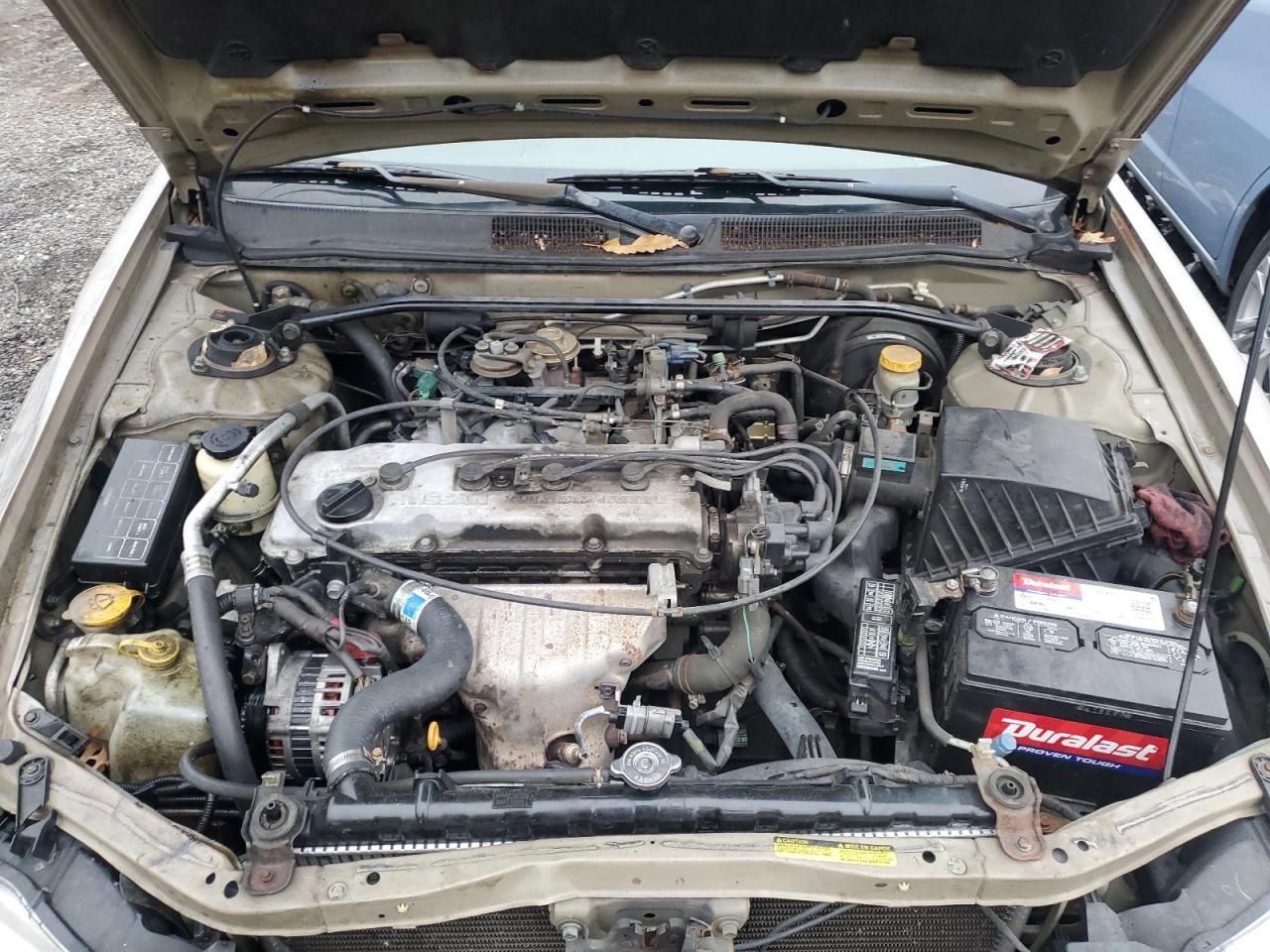 2000 Nissan Altima xe