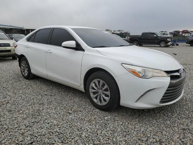 2017 Toyota Camry le