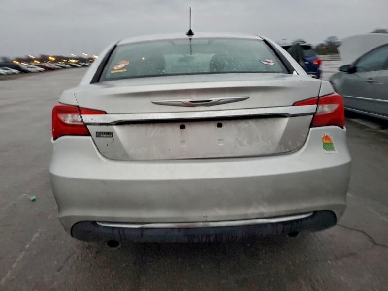 2011 Chrysler 200 Touring