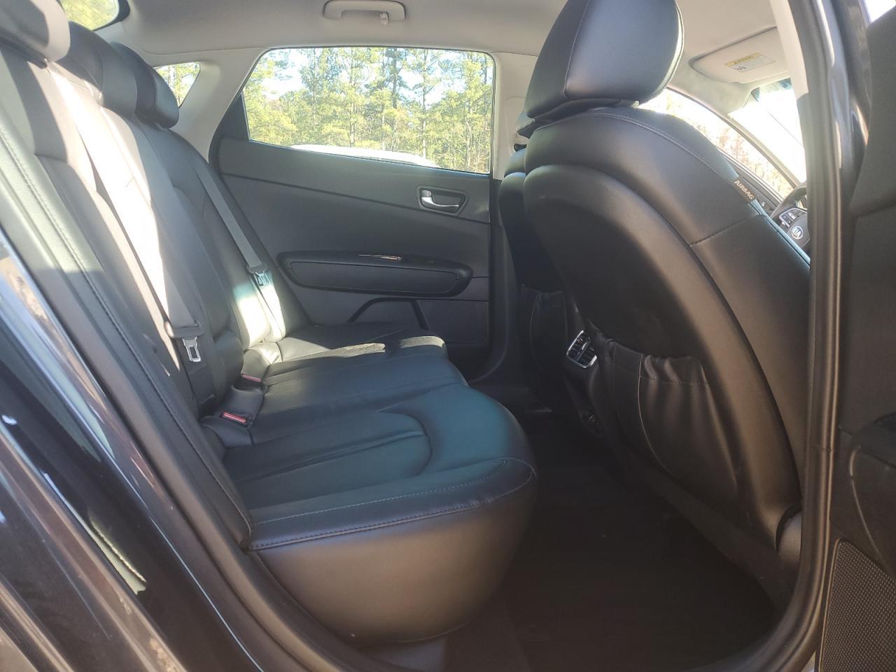 2019 KIA Optima ex