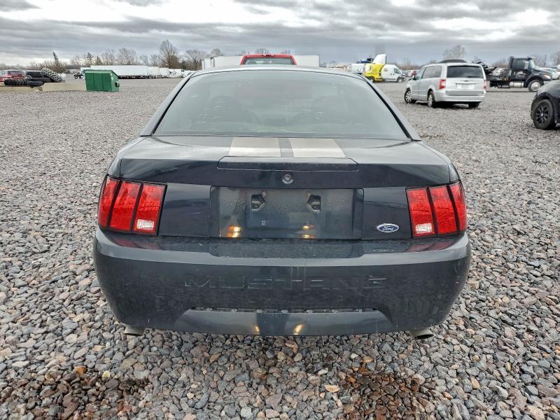 2004 Ford Mustang